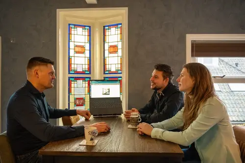 review van de website